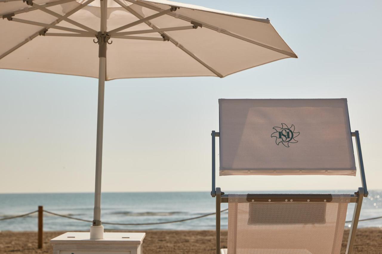 Hotel Saraceno Resort With Private Beach Milano Marittima Exterior photo