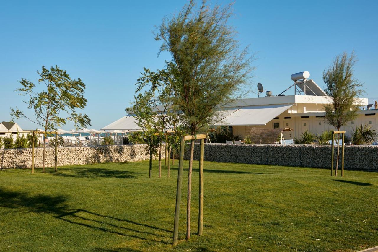 Hotel Saraceno Resort With Private Beach Milano Marittima Exterior photo