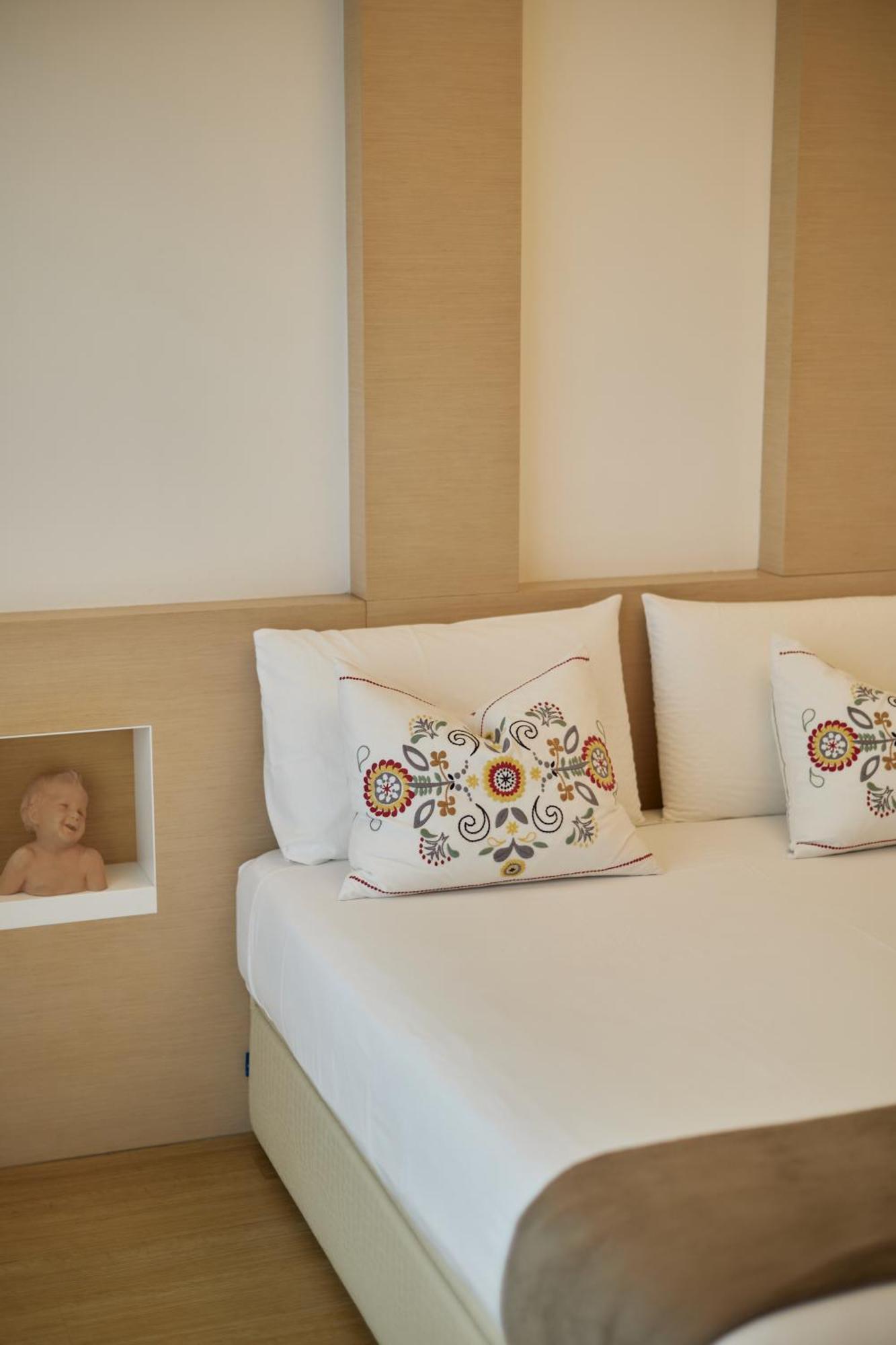 Hotel Saraceno Resort With Private Beach Milano Marittima Exterior photo