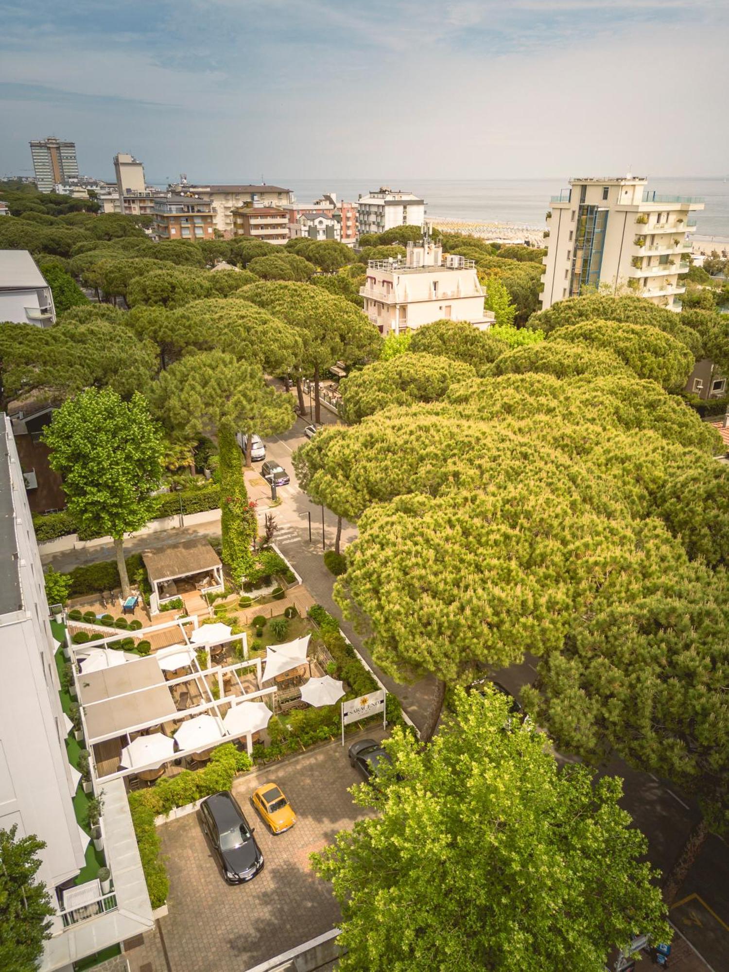 Hotel Saraceno Resort With Private Beach Milano Marittima Exterior photo